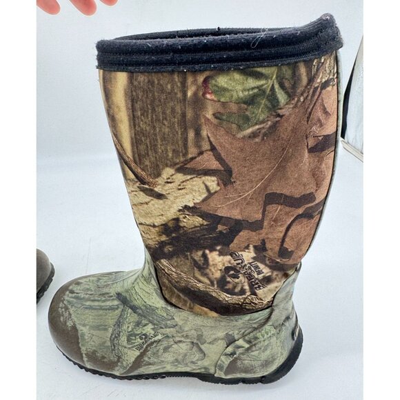 Bogs Youth Classic High Mossy Oak Hunting Boots 10" Camo Outdoors Pull On Rubber - Picture 10 of 14